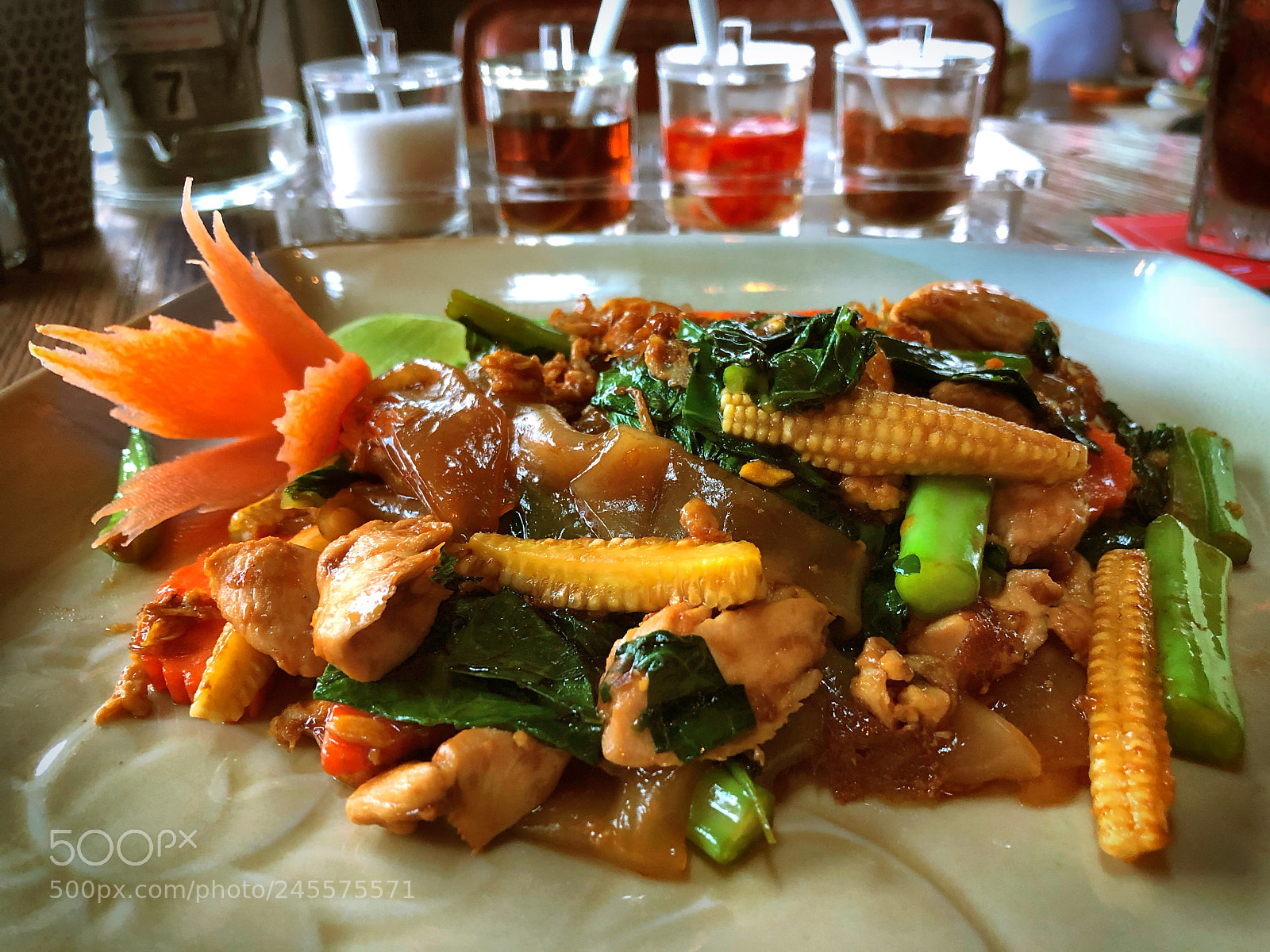 Apple iPhone 8 Plus sample photo. Lunch time pad see photography