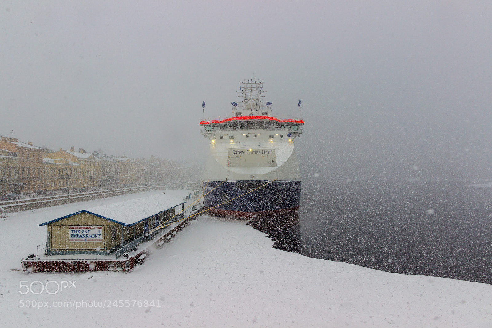 Canon EOS 600D (Rebel EOS T3i / EOS Kiss X5) sample photo. Try the baltic snow photography