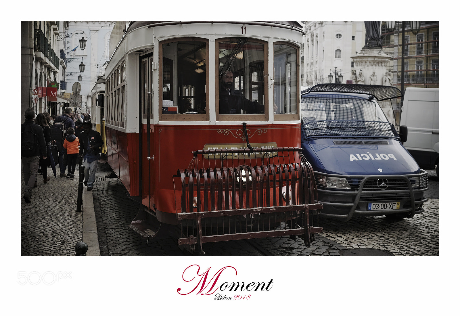 Fujifilm X-T1 sample photo. Moment photography