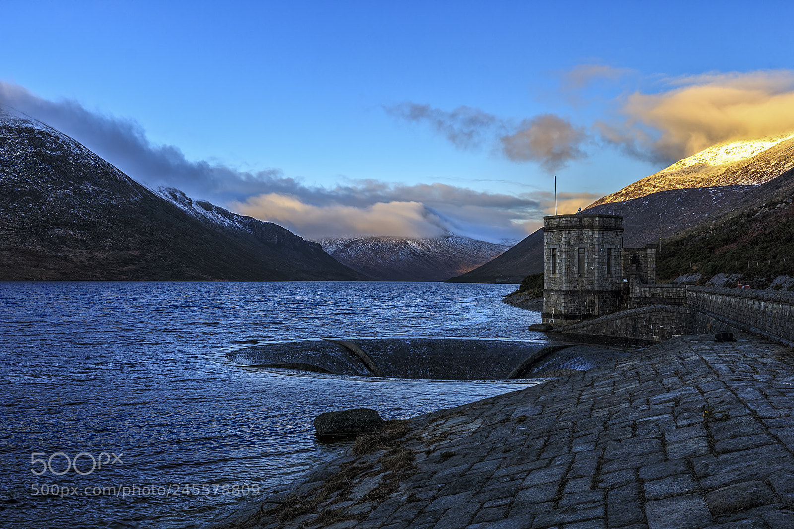 Canon EOS M10 sample photo. Silent valley reservoir photography