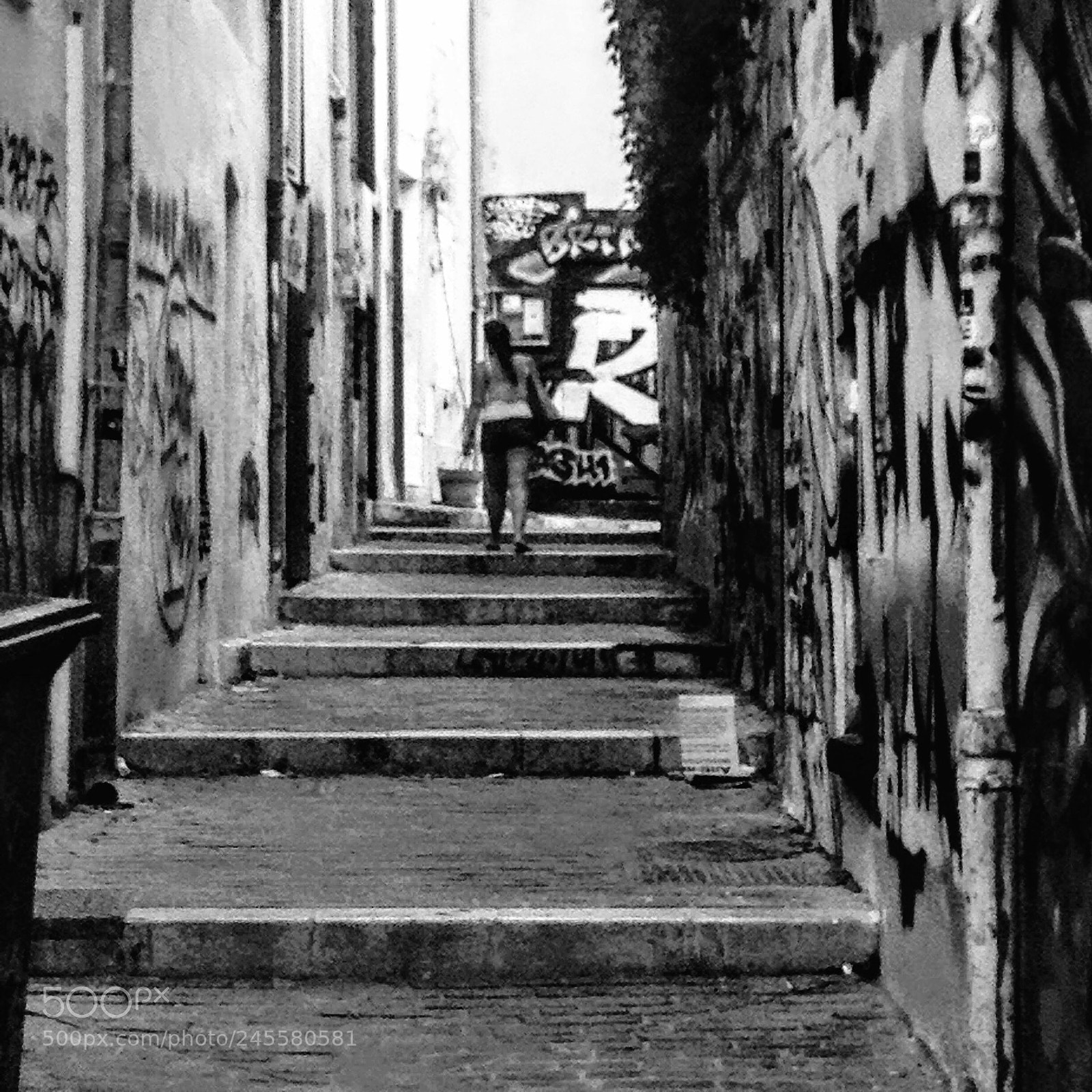 Apple iPhone 4S sample photo. Marseille photography