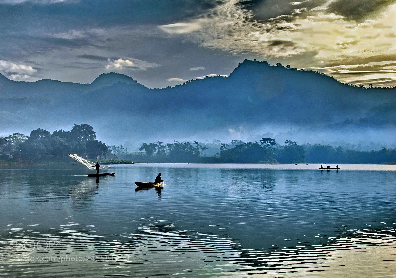 Nikon D200 sample photo. Early in the morning photography