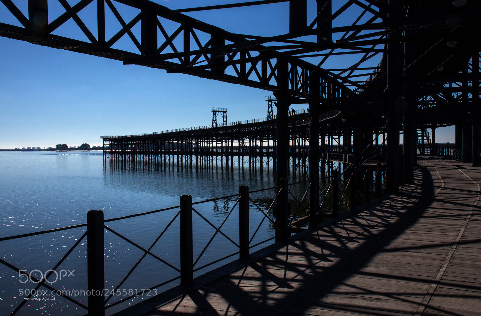 Canon EOS M5 sample photo. Muelle del tinto photography