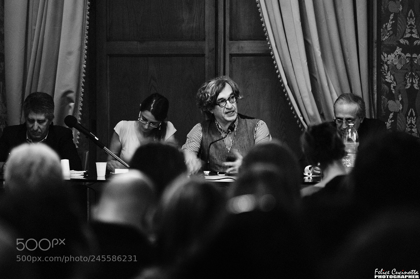 Sony Alpha DSLR-A850 sample photo. Listening mr. wim wenders photography