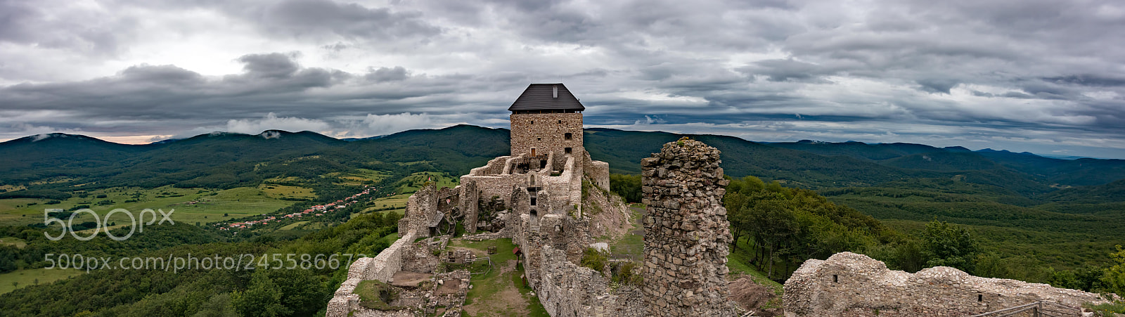 Nikon D5200 sample photo. Regéci vár photography