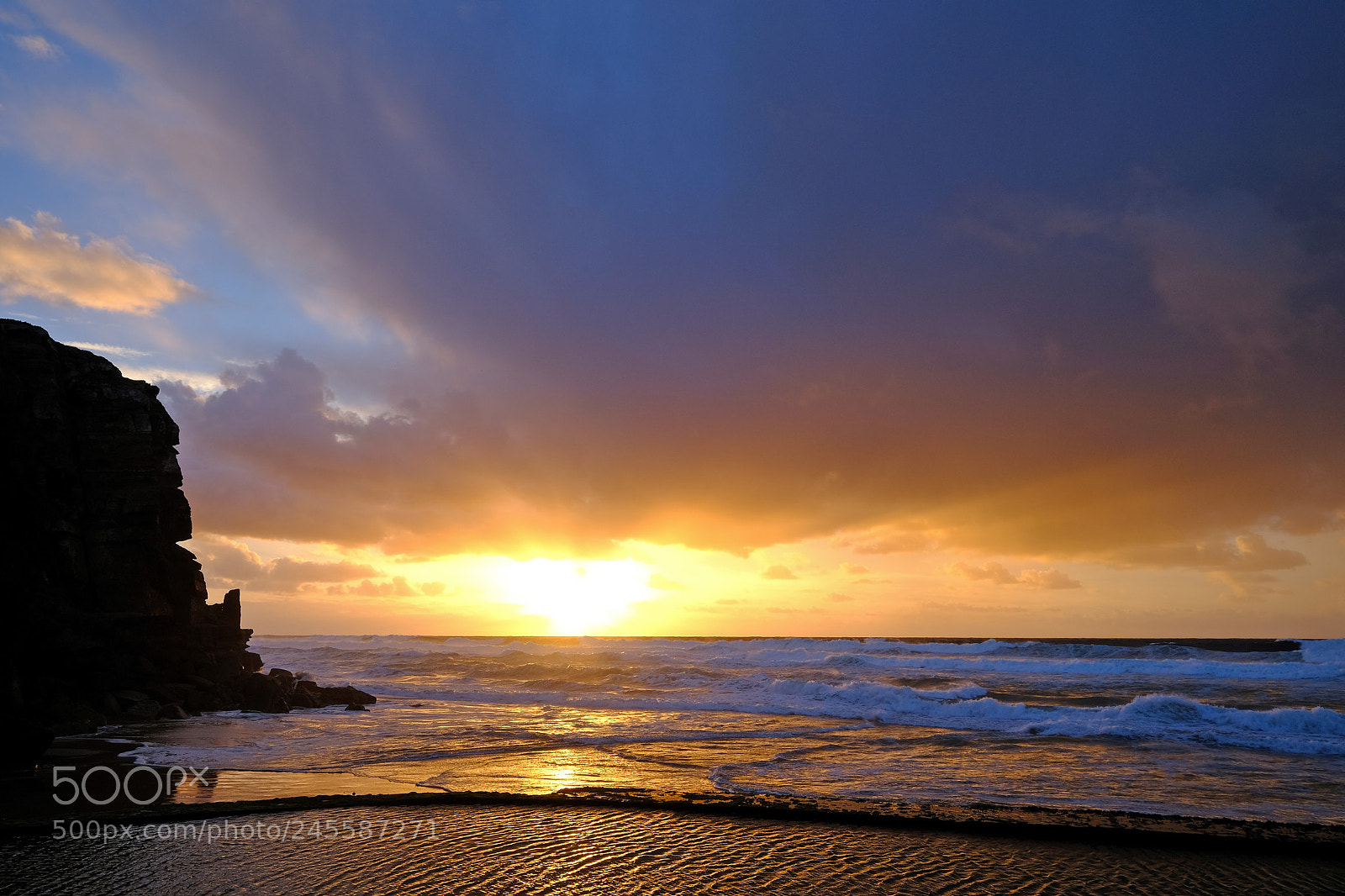 Fujifilm X-T2 sample photo. Sunset at azenhas do photography
