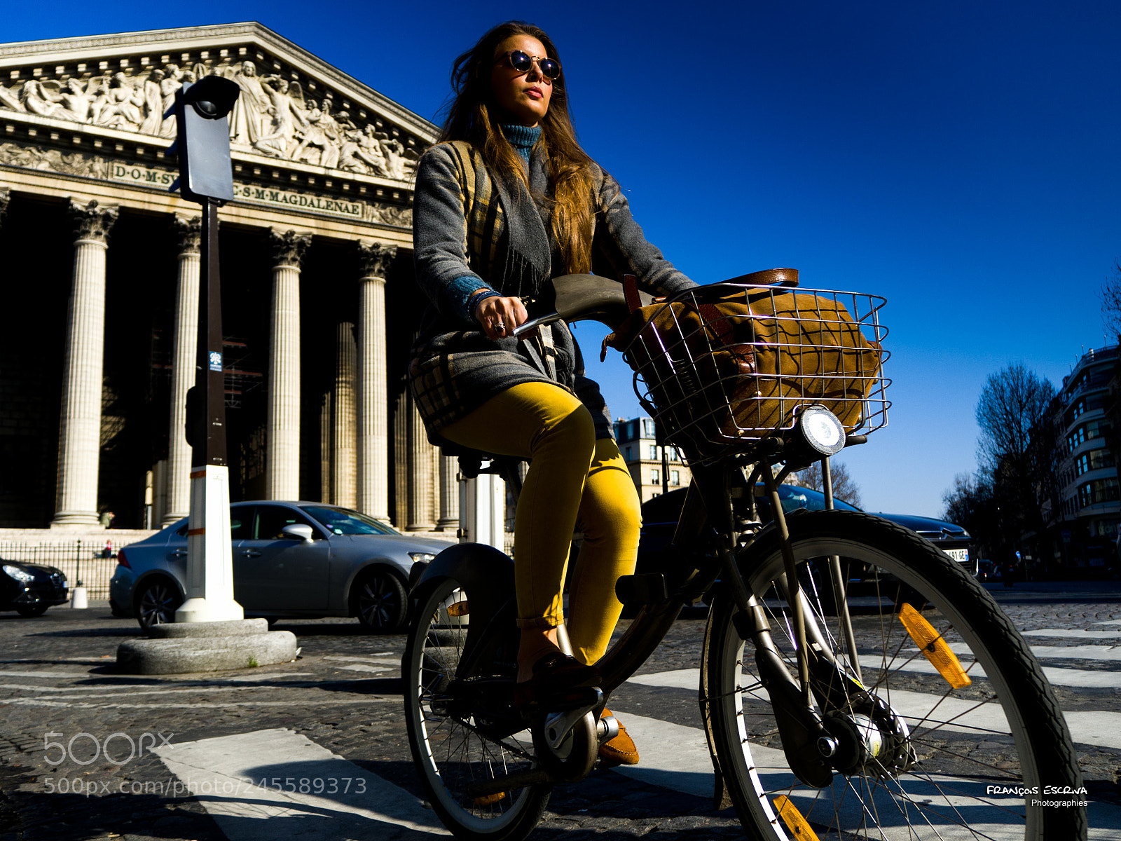 Olympus OM-D E-M10 II sample photo. Street - a paris photography