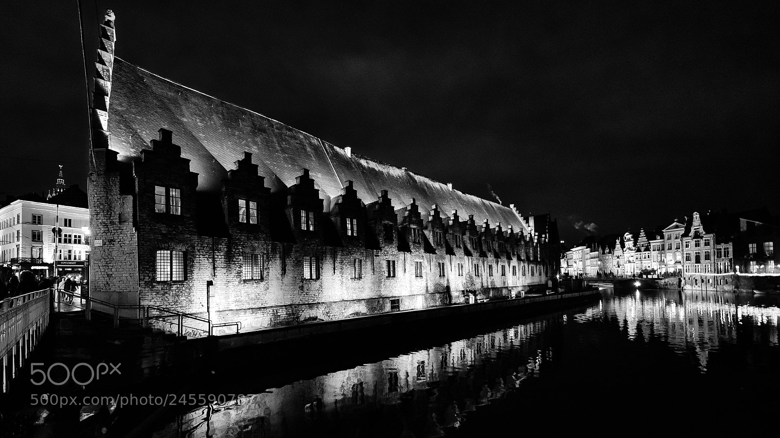 Nikon D810 sample photo. Gent night bw -4- photography