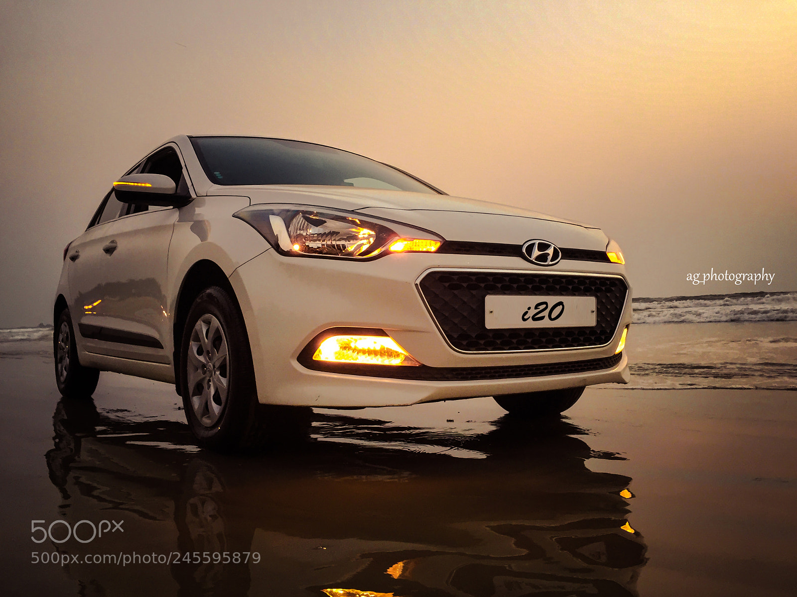 Apple iPhone 6 sample photo. Beach-car photography