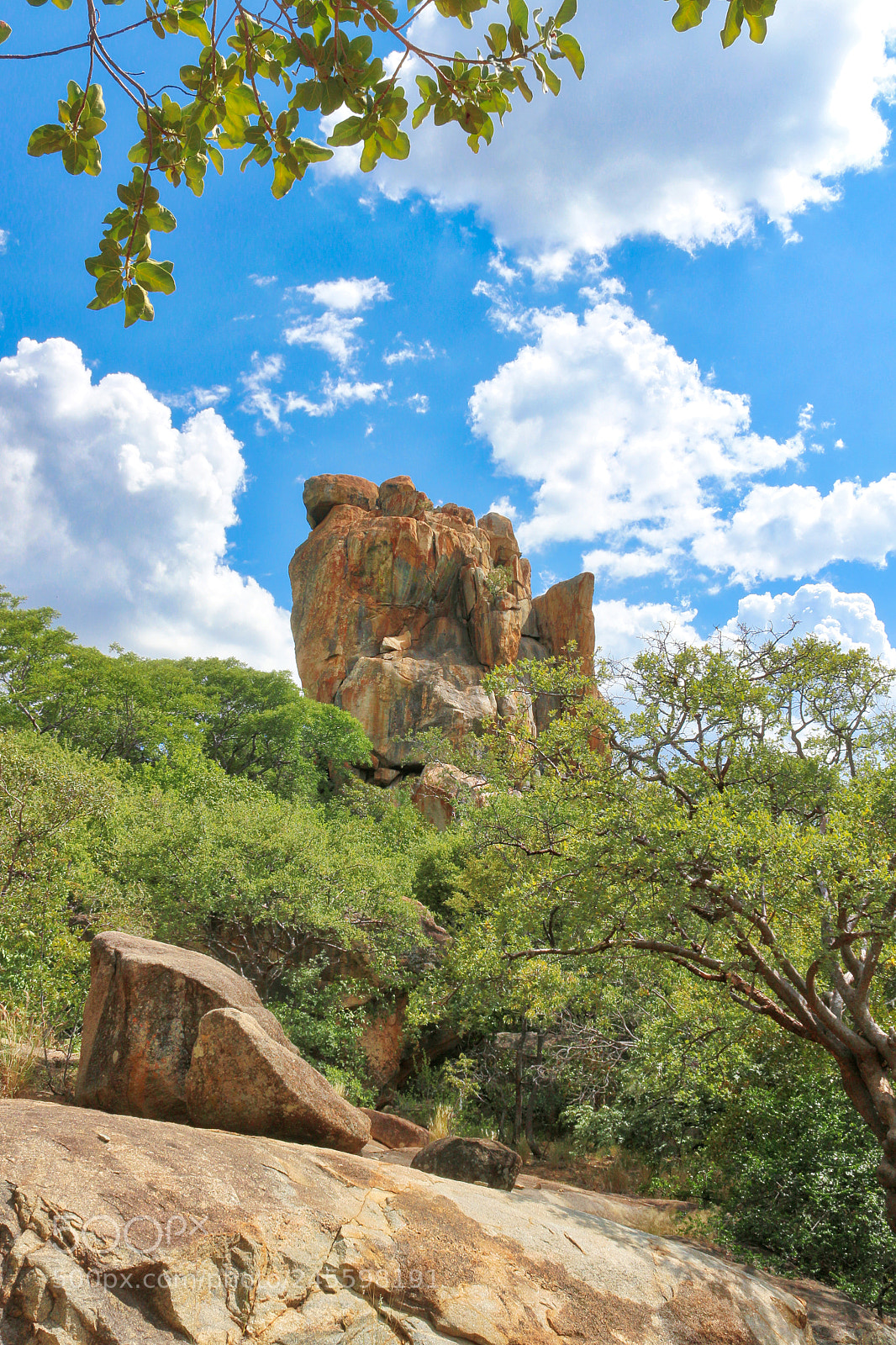 Canon EOS 100D (EOS Rebel SL1 / EOS Kiss X7) sample photo. Beautiful rock in the photography