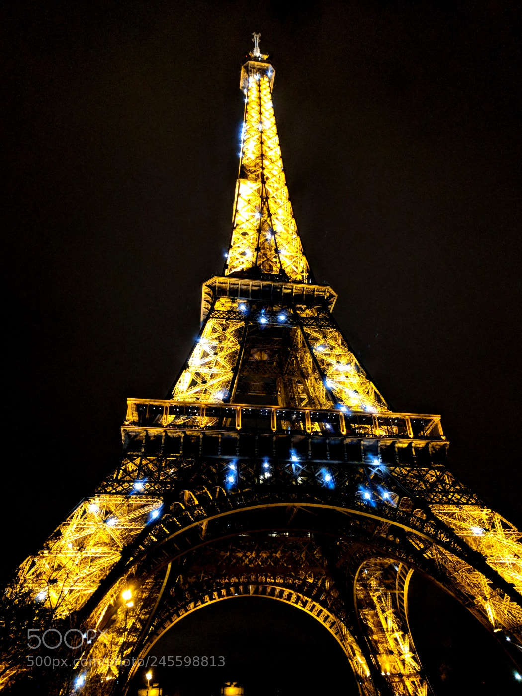 Google Pixel sample photo. The eiffel tower photography
