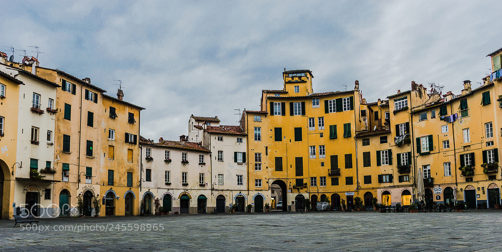 Nikon D3200 sample photo. Piazza dell'anfiteatro photography