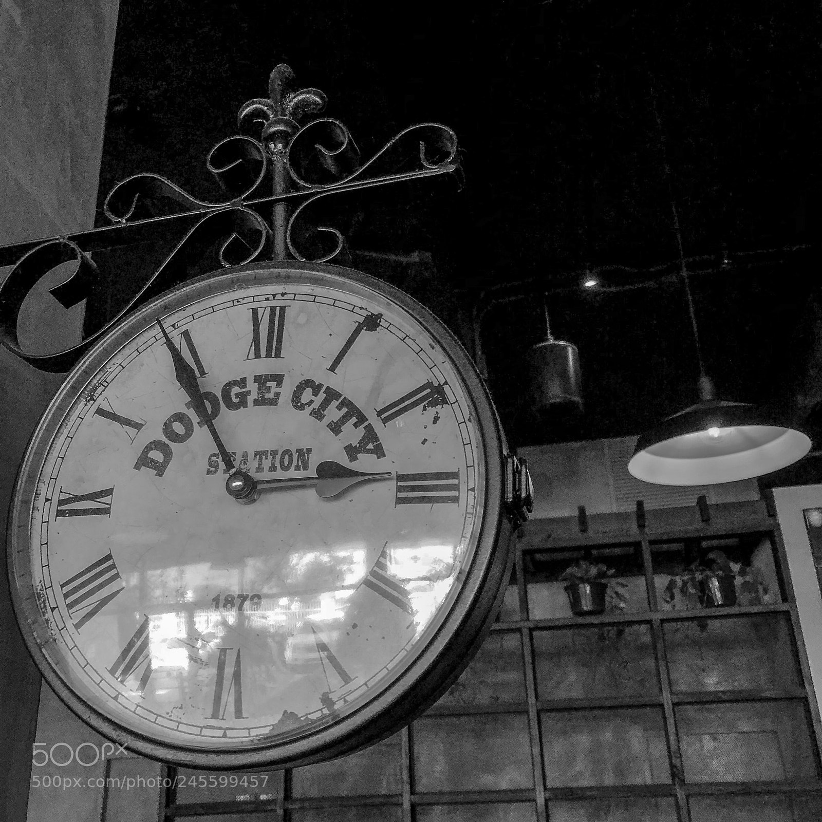 Apple iPhone 8 Plus sample photo. Old time piece! ? photography