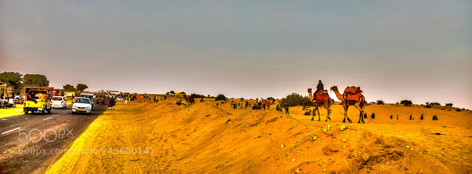 Canon EOS 550D (EOS Rebel T2i / EOS Kiss X4) sample photo. Approach to thar desert photography