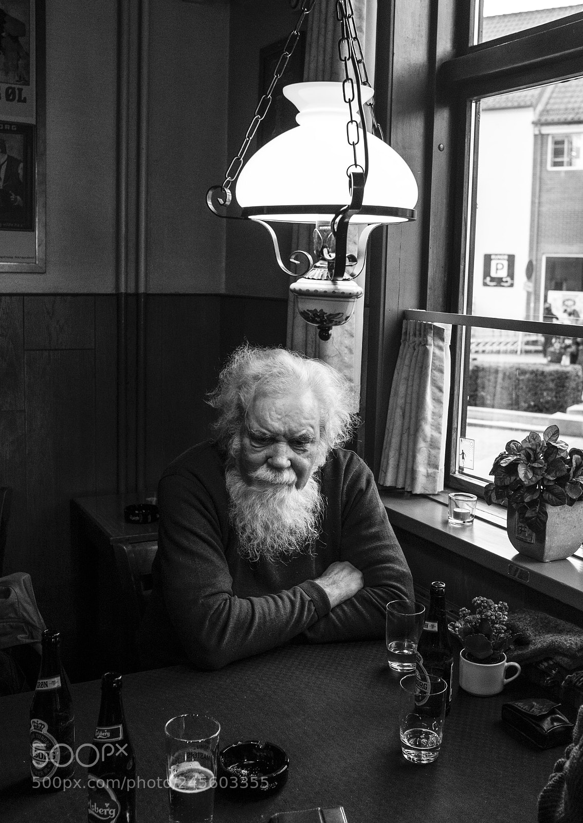 Fujifilm X100S sample photo. Afternoon in the pub photography
