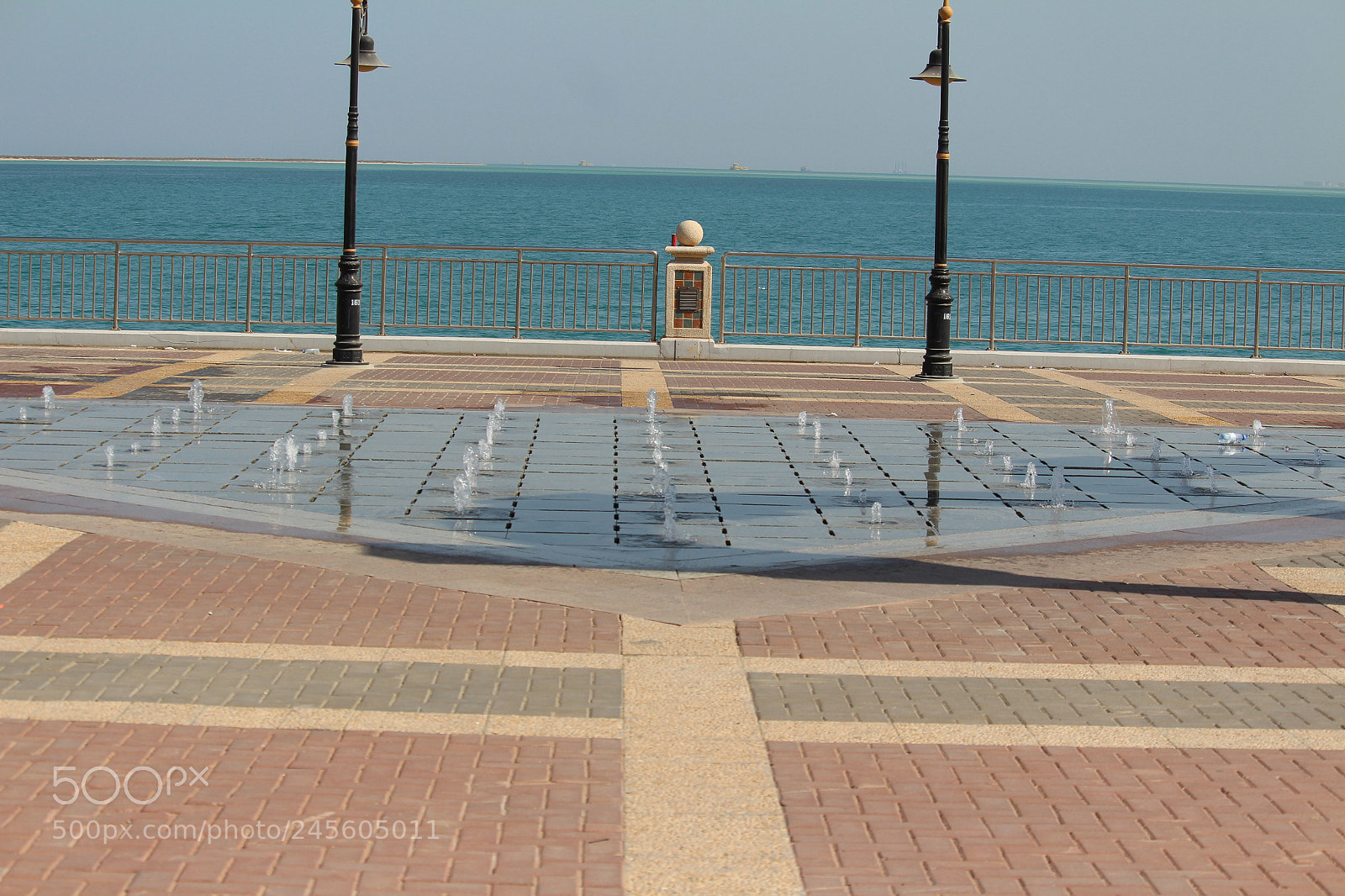 Canon EOS 700D (EOS Rebel T5i / EOS Kiss X7i) sample photo. Fountain photography