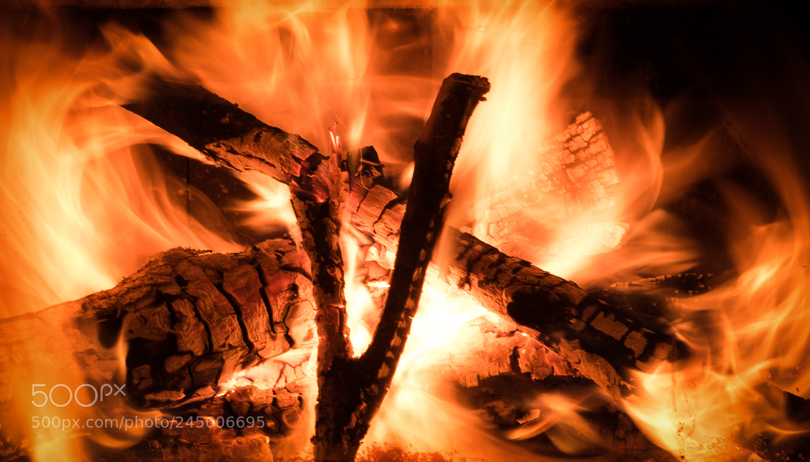 Fujifilm X-E2 sample photo. Keep it burnin photography