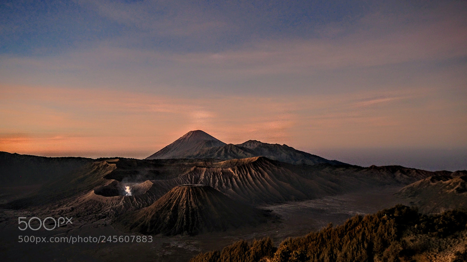 Olympus OM-D E-M10 sample photo. Mount bromo photography
