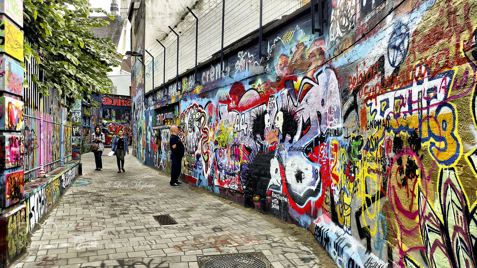 Motorola Moto X Play sample photo. Werregarenstraat photography