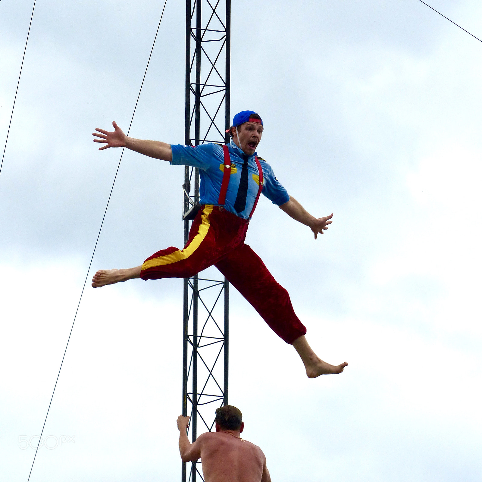 Panasonic Lumix DMC-FZ200 sample photo. Leaping daredevil photography