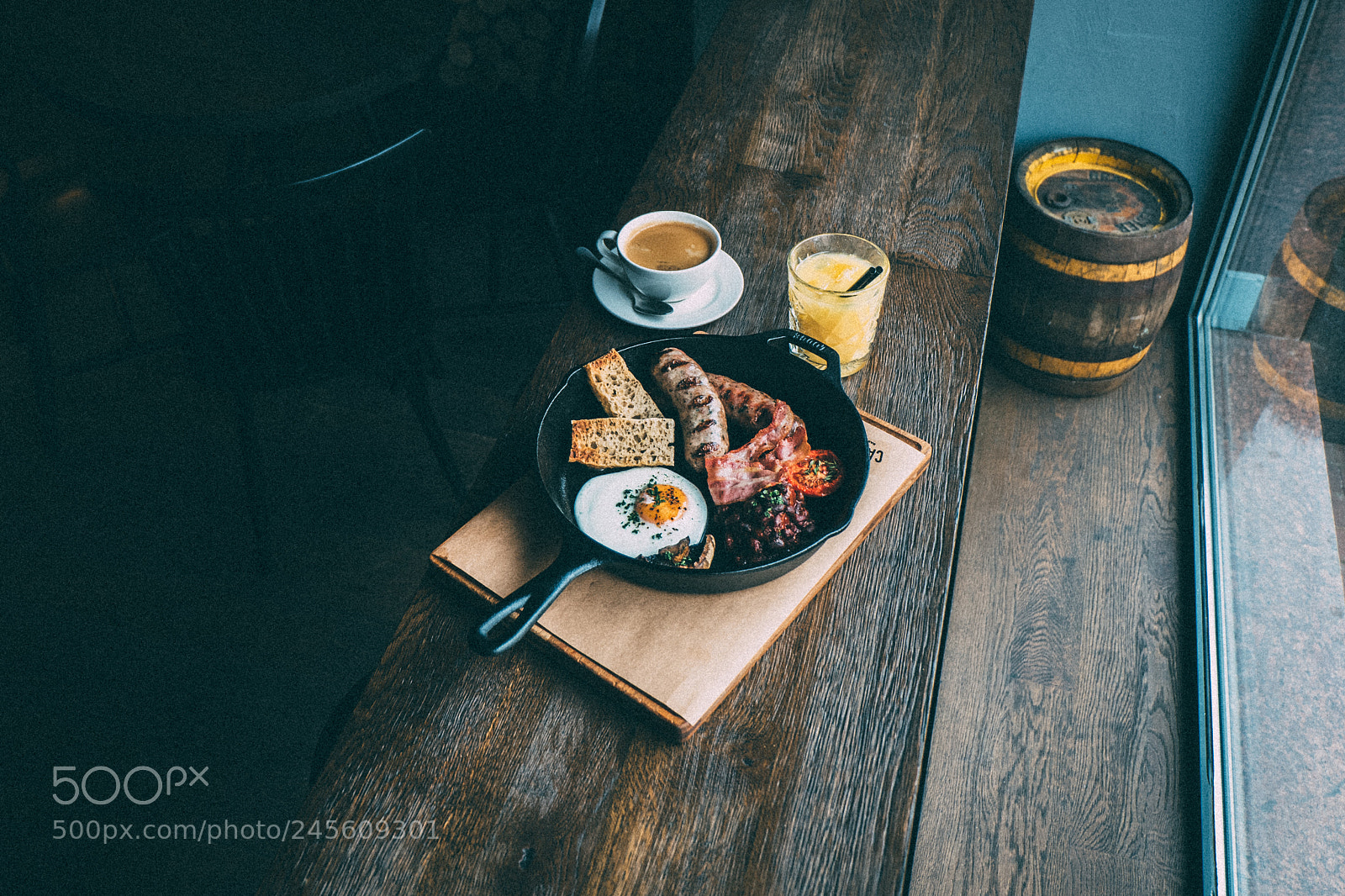 Fujifilm X-A2 sample photo. Olympic breakfast photography