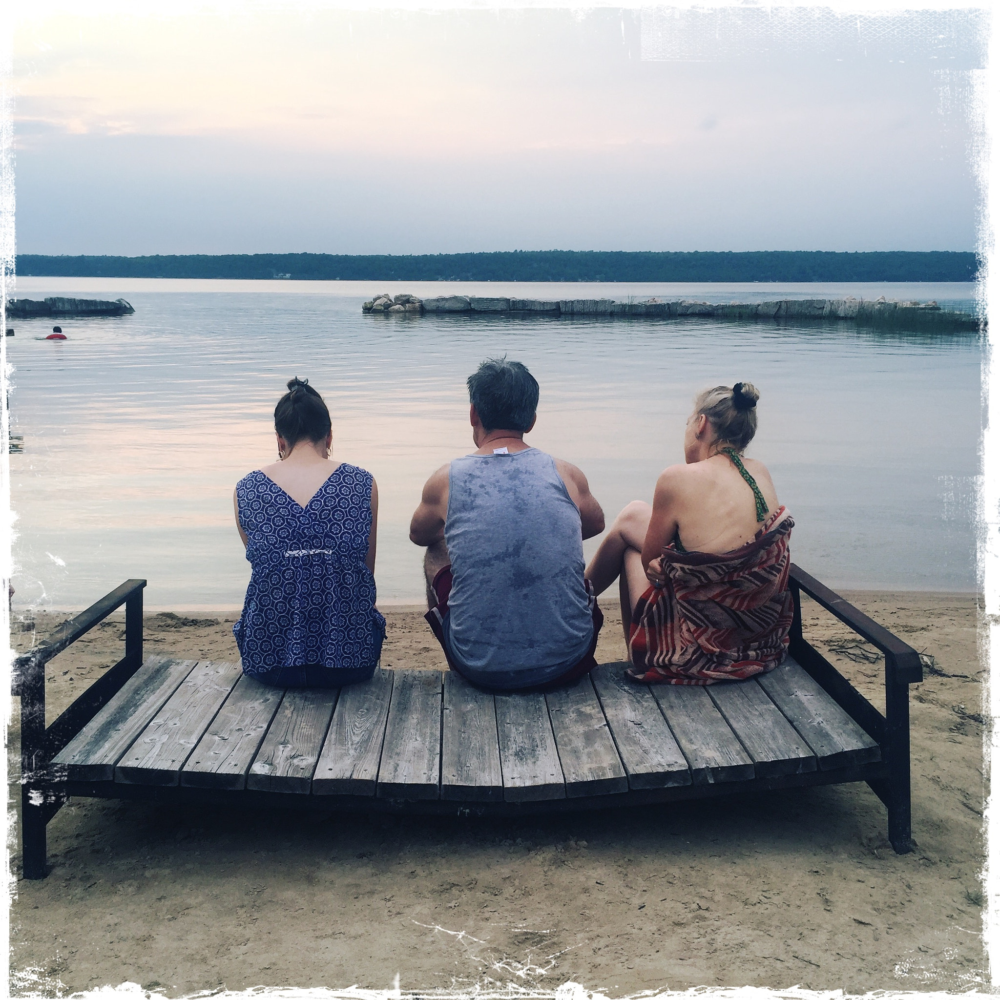 Hipstamatic 314 sample photo. Unlikely tourists: voi tre photography
