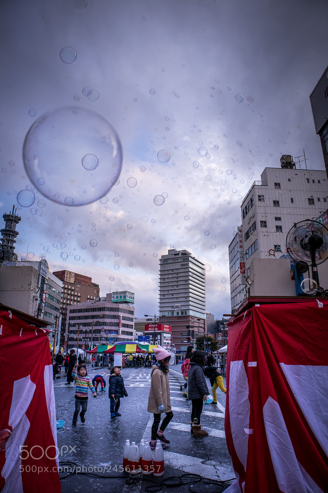 Canon EOS M5 sample photo. ホコ天の少女 photography