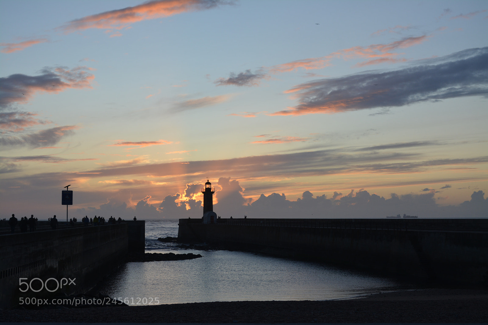 Nikon D5200 sample photo. Headlight photography