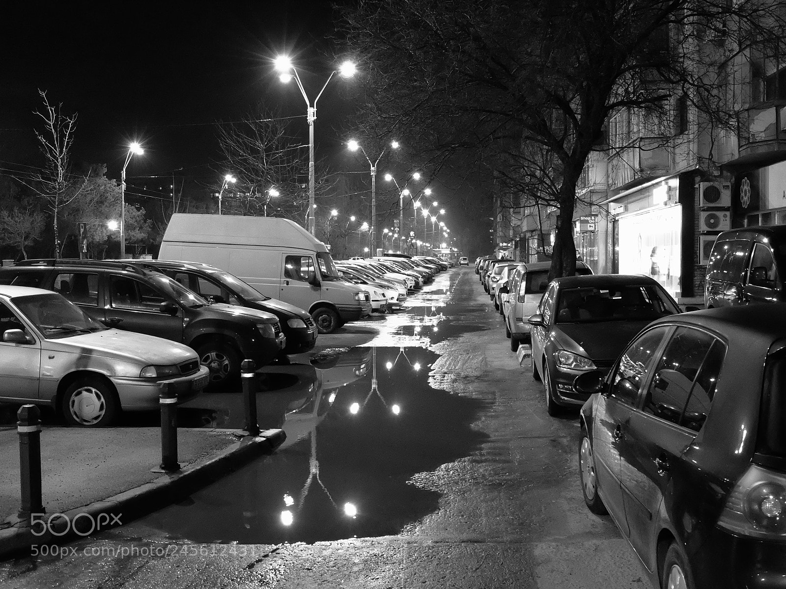 Fujifilm X30 sample photo. The parking lot photography