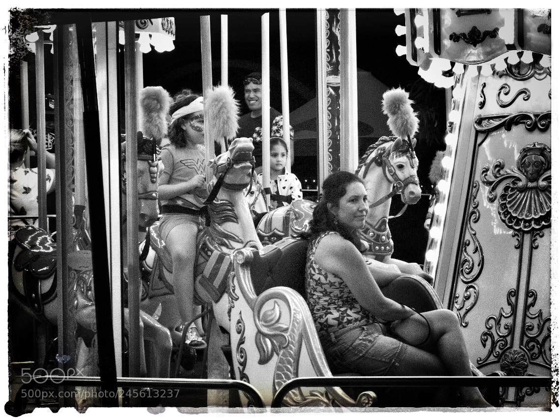 Fujifilm X-T2 sample photo. Night fun in perth photography