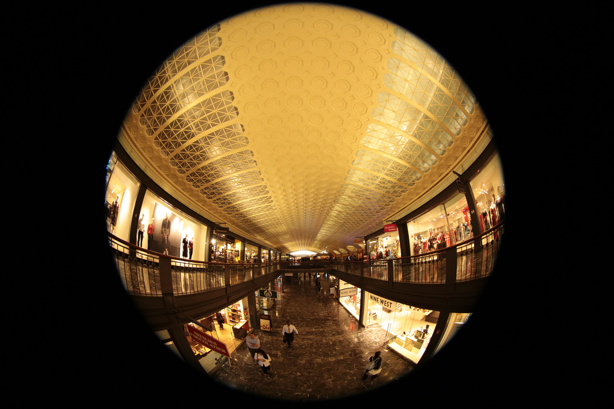 Canon EF 8-15mm F4L Fisheye USM sample photo. Union station d.c. photography