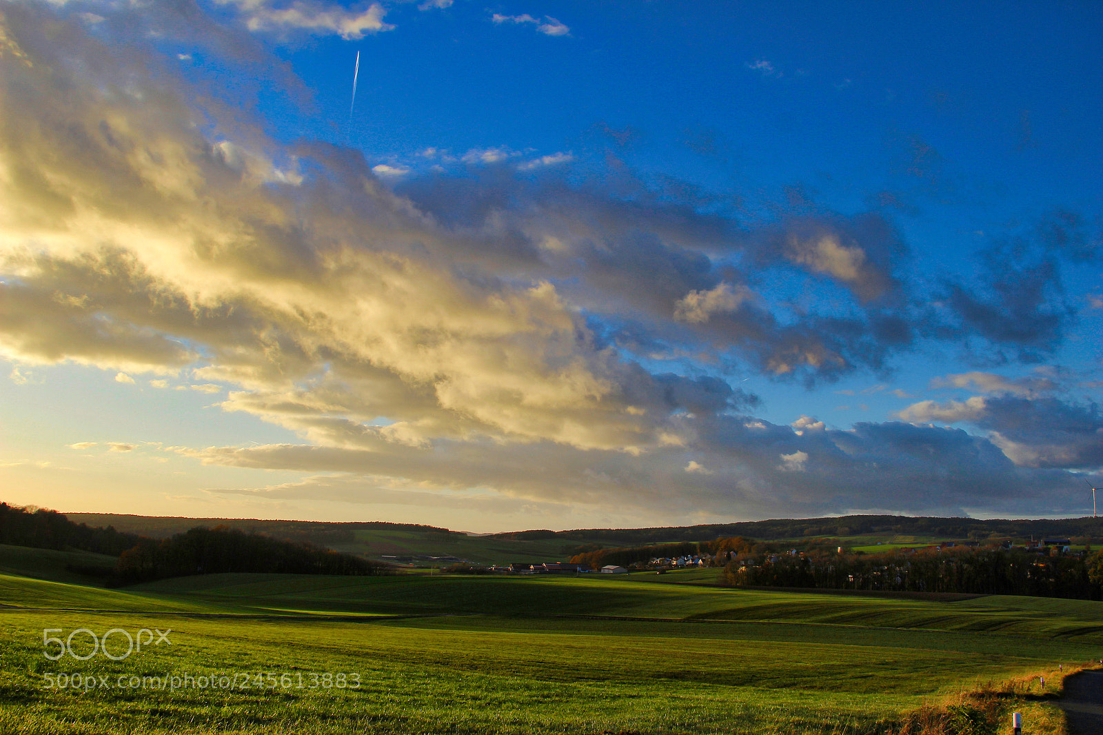 Canon EF-S 18-135mm F3.5-5.6 IS sample photo. Autumn landscape photography