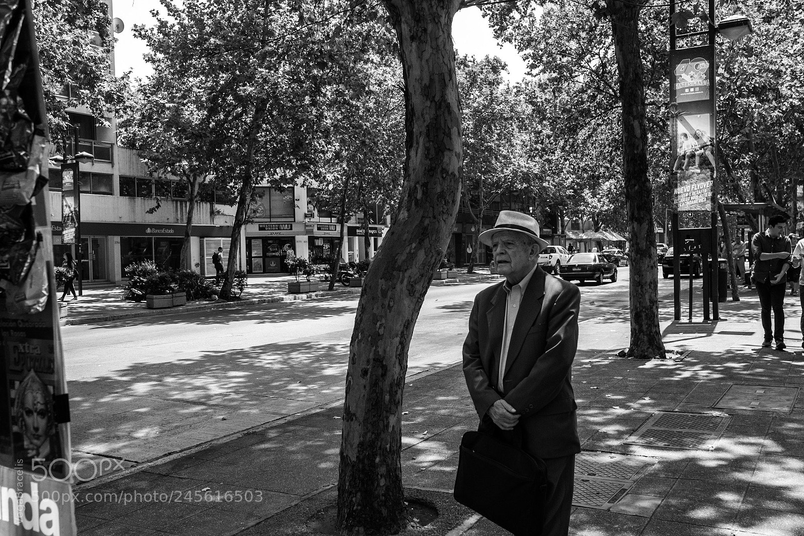 Fujifilm X-T2 sample photo. News headlines photography