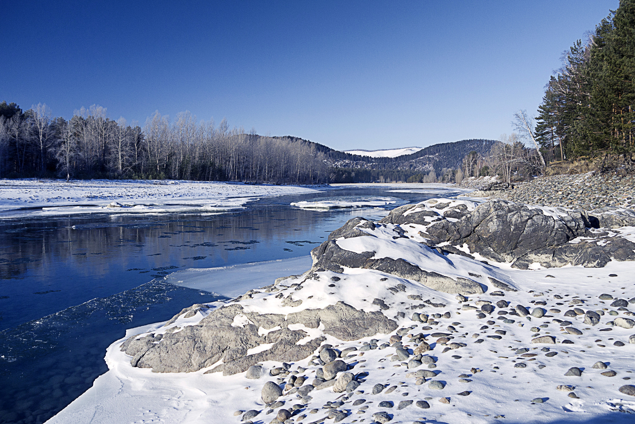 Panasonic Lumix DMC-G2 sample photo. Winter in the altai photography