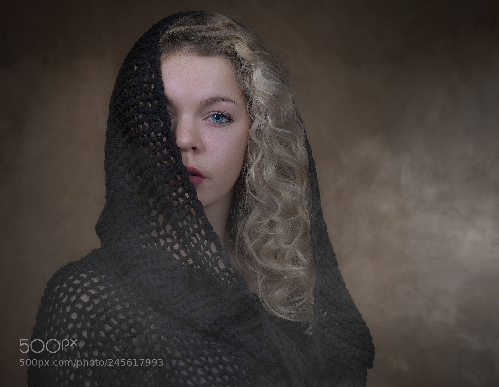 Canon EOS-1D Mark III sample photo. Mysterious girl photography