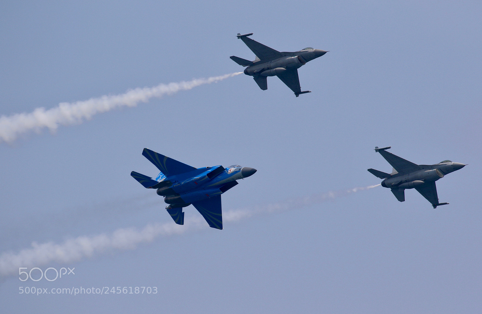 Canon EOS 7D Mark II sample photo. Rsaf flying display photography