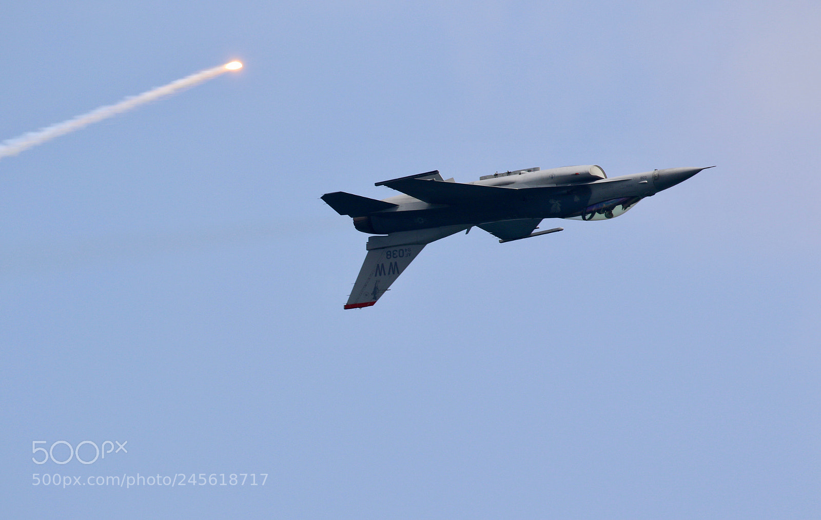 Canon EOS 7D Mark II sample photo. F-16 usaf photography