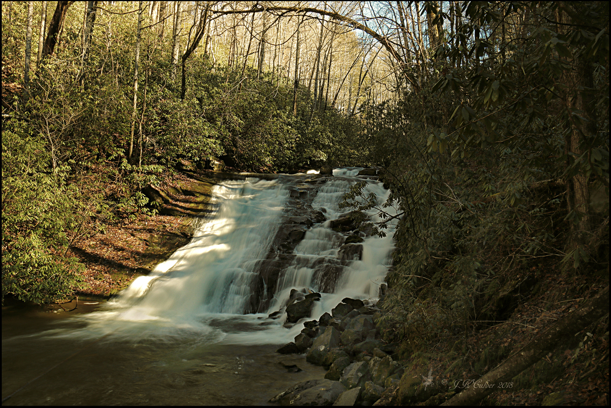 Canon EOS 77D (EOS 9000D / EOS 770D) + Canon EF-S 18-135mm F3.5-5.6 IS STM sample photo. Indian creek falls photography