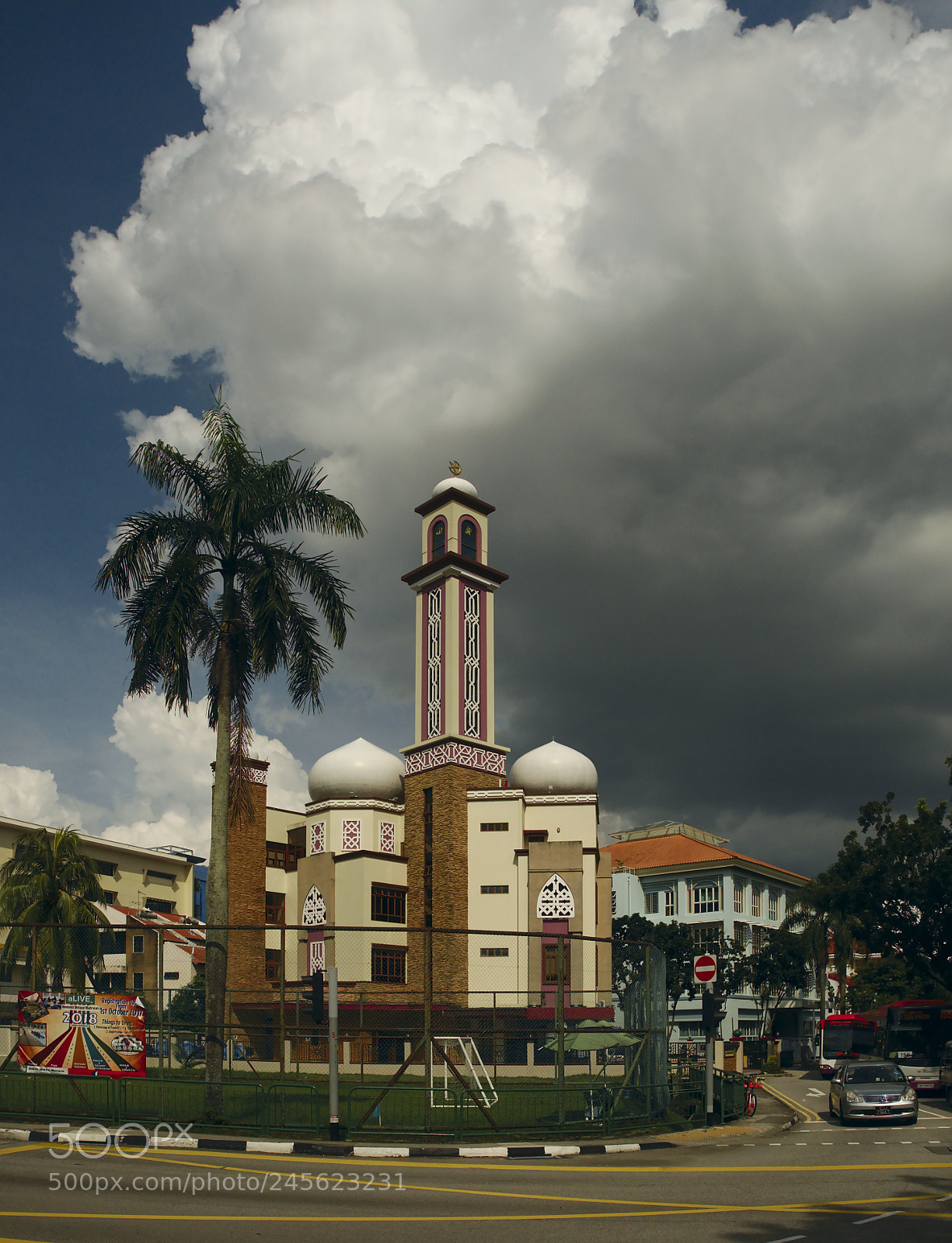 Panasonic Lumix DMC-G85 (Lumix DMC-G80) sample photo. Mosque photography
