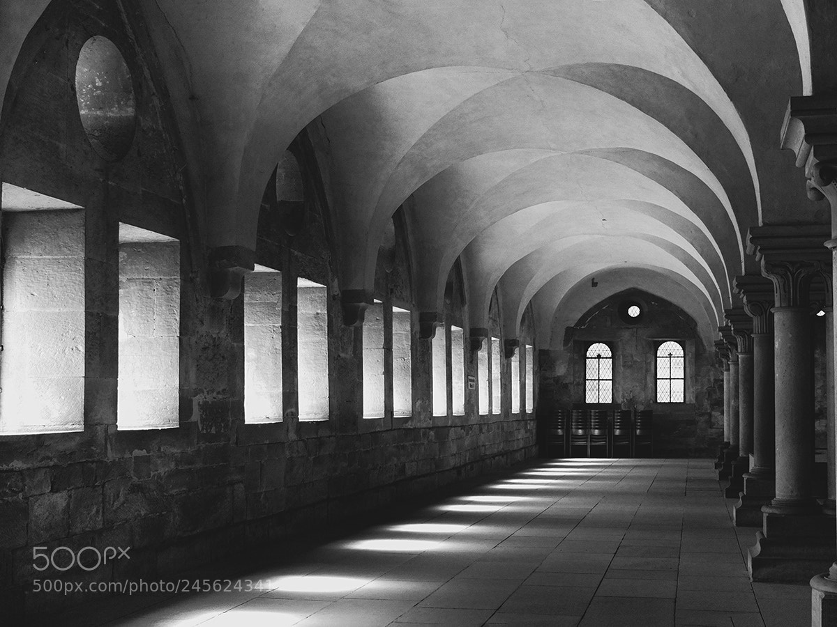 Fujifilm X10 sample photo. Maulbronn monastery photography