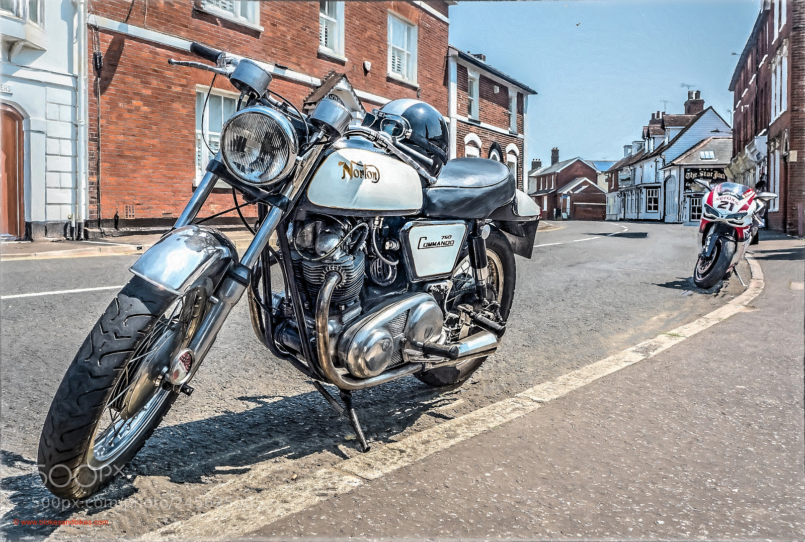 Olympus PEN-F sample photo. 750 norton commando photography