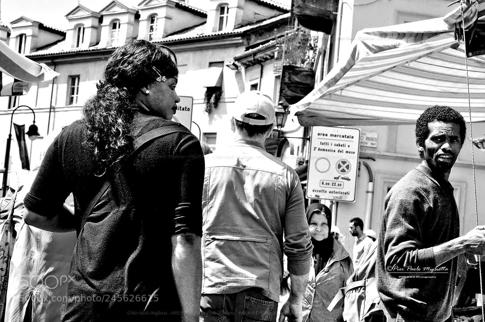 Nikon D90 sample photo. Looks (sguardi)..... photography