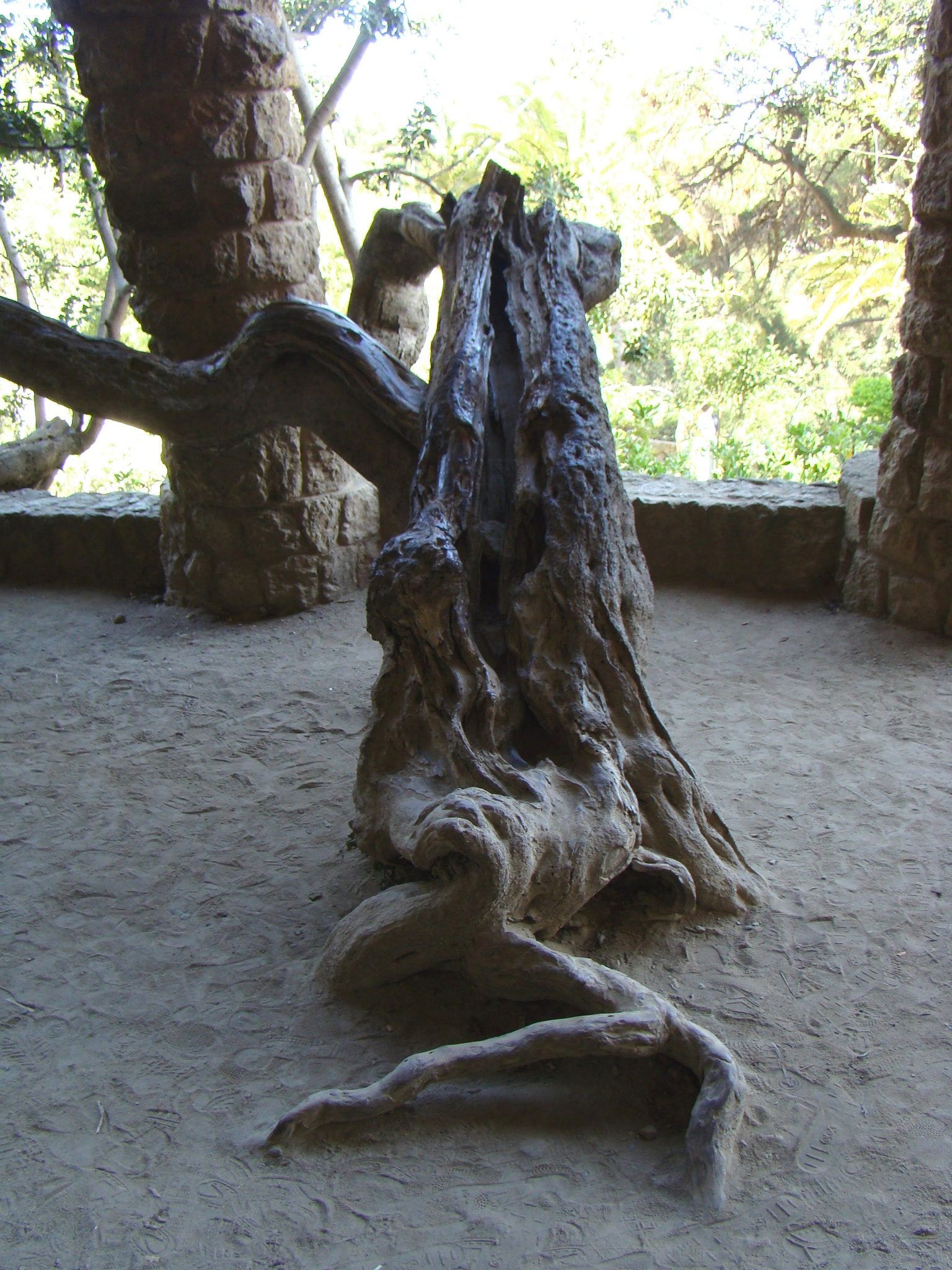 Sony DSC-H9 sample photo. Güell en color photography