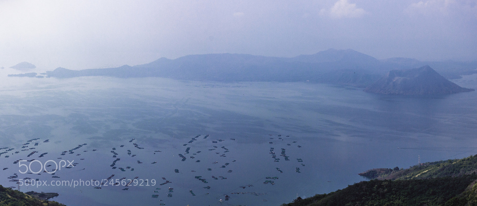 Canon EOS 550D (EOS Rebel T2i / EOS Kiss X4) sample photo. Taal lake photography