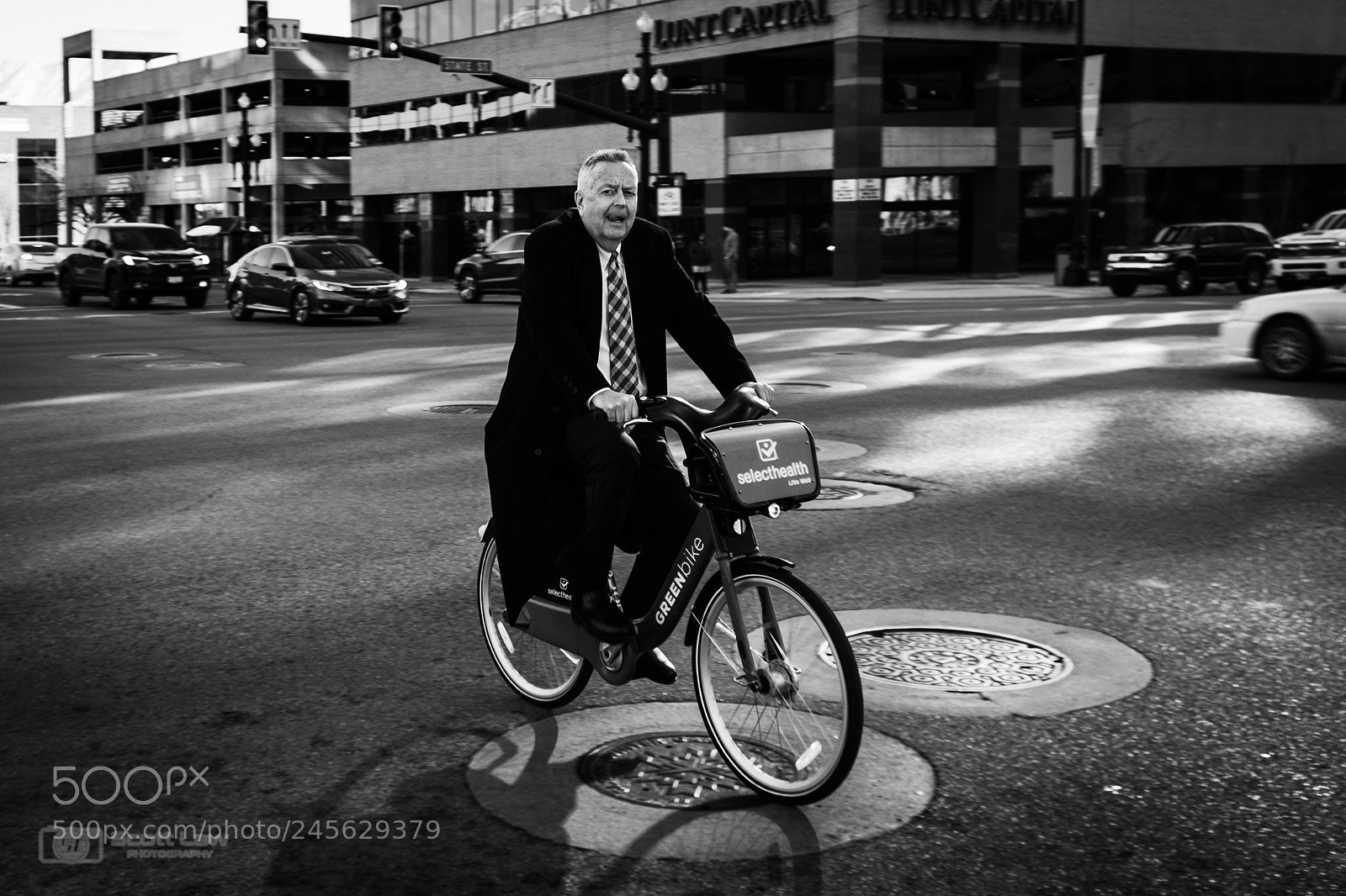 Fujifilm X-T20 sample photo. Man on a bike photography