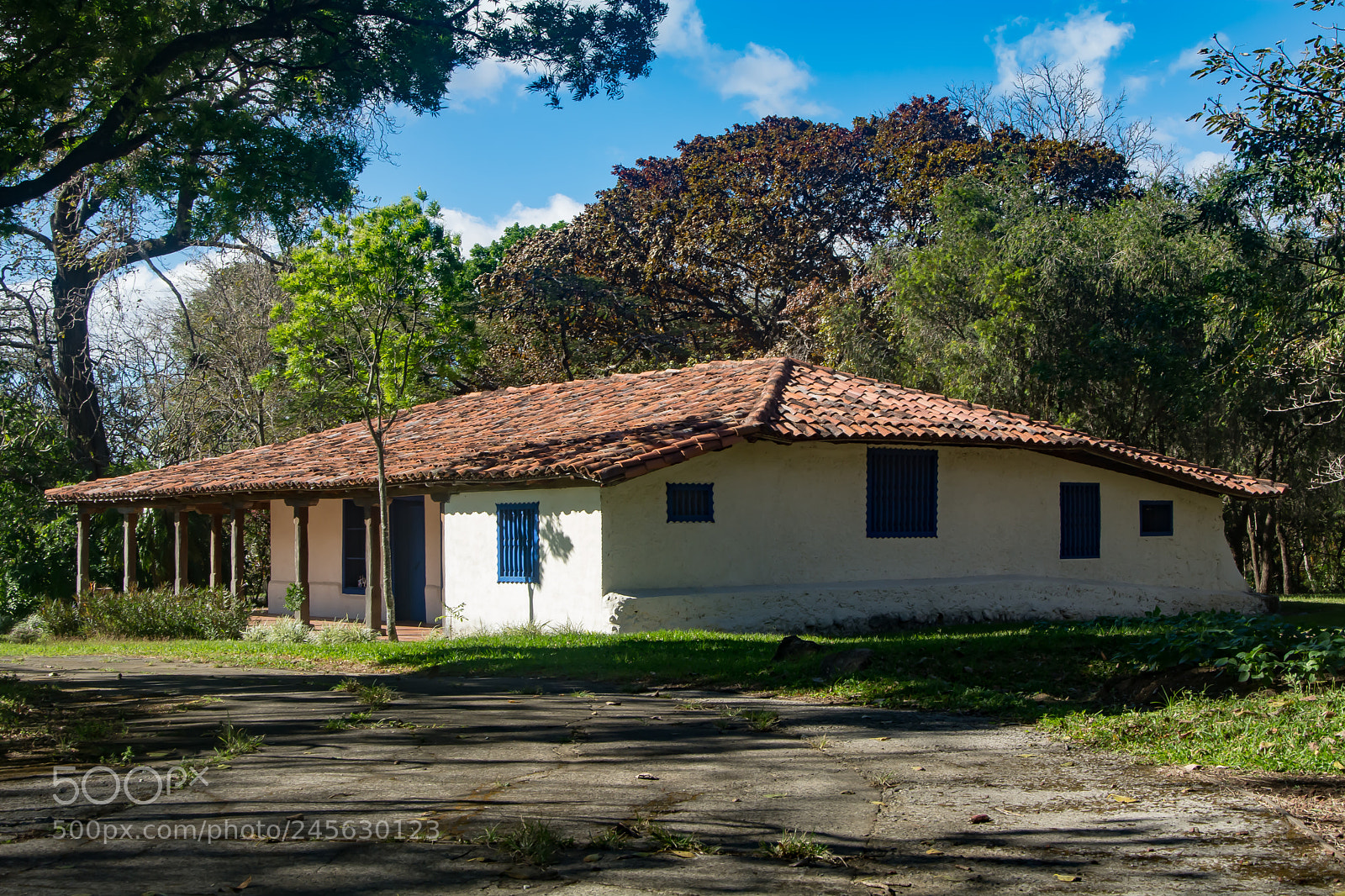 Nikon D7100 sample photo. Old coffee plantation house photography