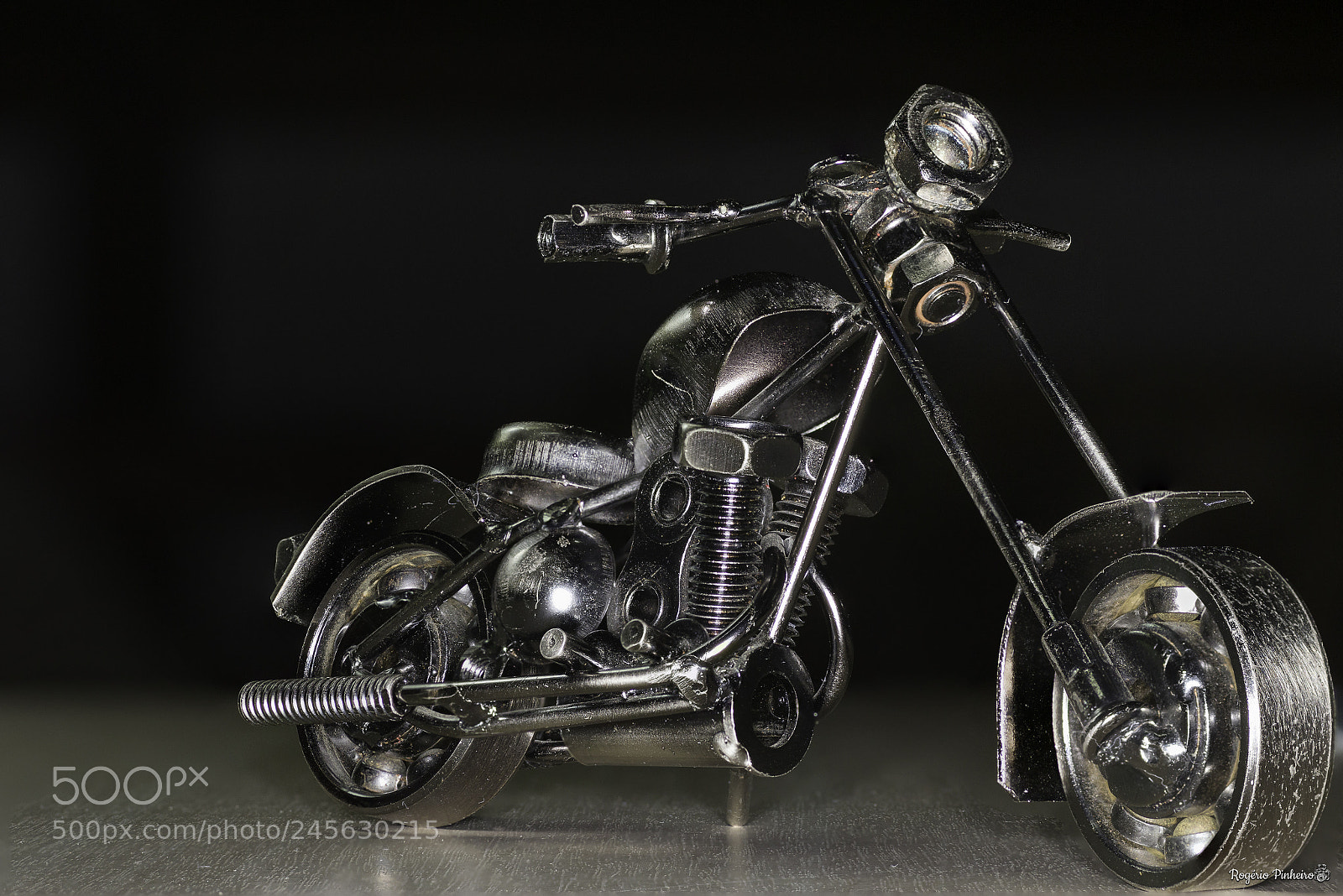 Canon EOS 7D Mark II sample photo. Old toy photography