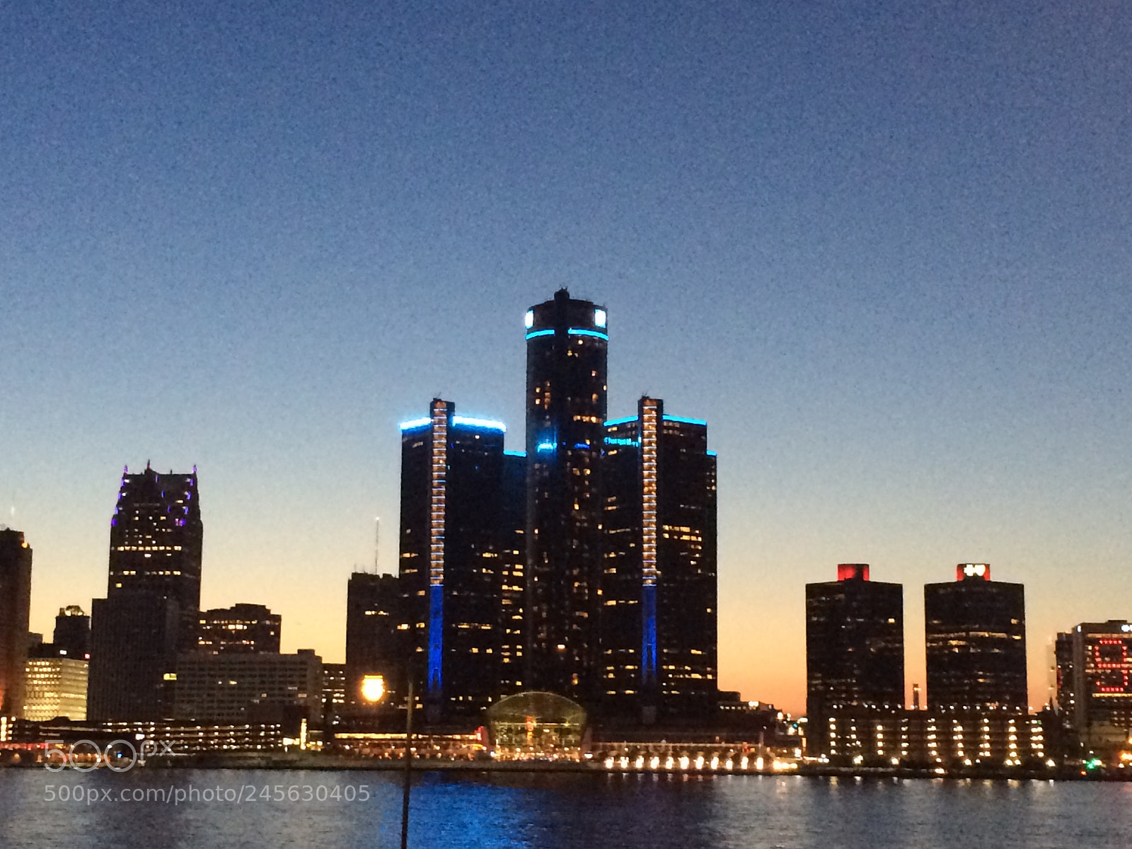 Apple iPhone 5s sample photo. City life photography