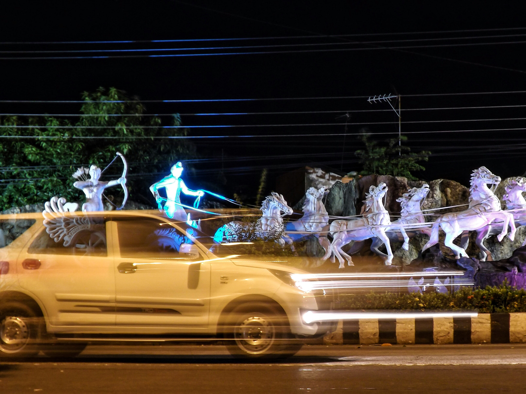 Fujifilm FinePix SL300 sample photo