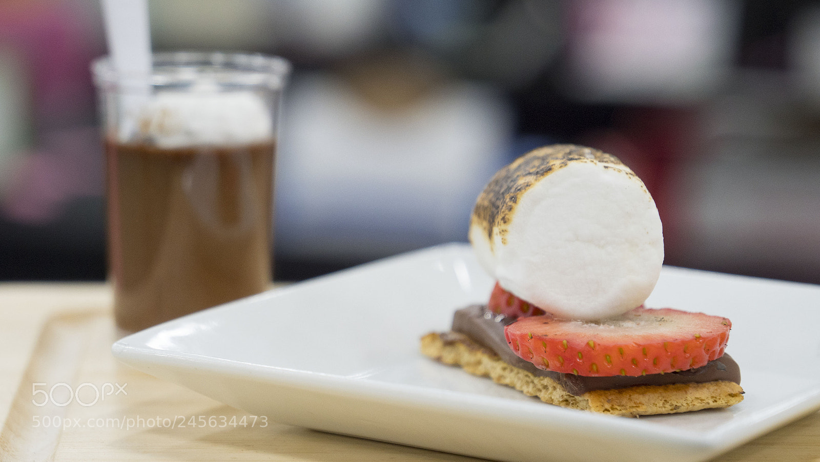 Panasonic Lumix DC-GH5 sample photo. Roasted marshmallow on chocolate photography